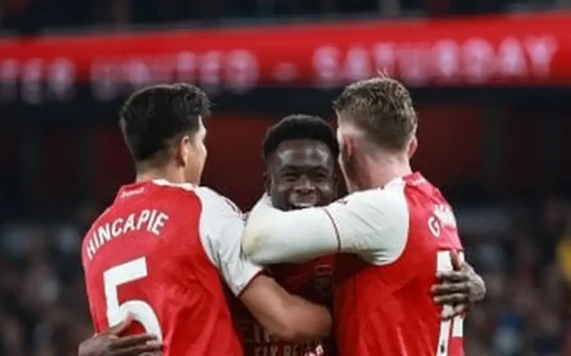 عد تنازلي.. مواعيد مباريات أرسنال ومانشستر سيتي المتبقية في الدوري